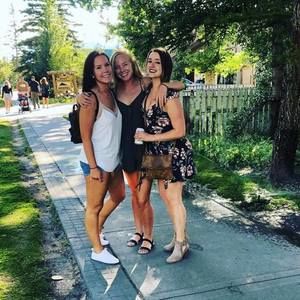 Meet your Posher, Meaghan